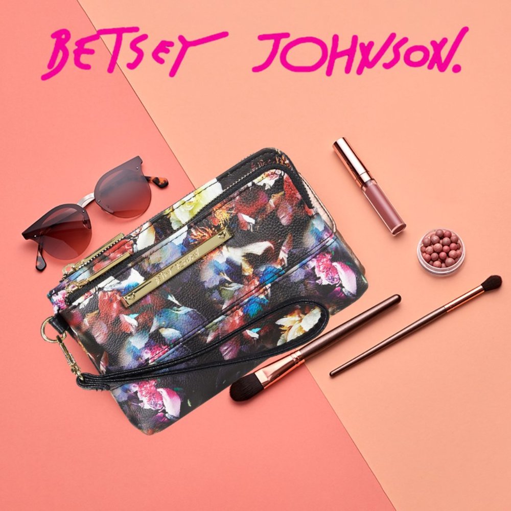 NEW Betsey Johnson XOTalli Double Zip Around Wristlet Wallet Pouch Bag